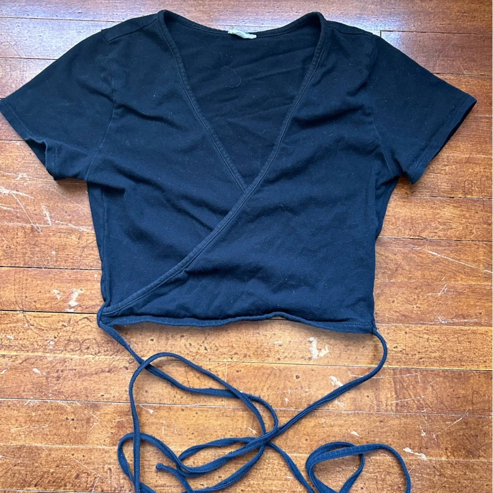 Garage String Top - Picture 1 of 2
